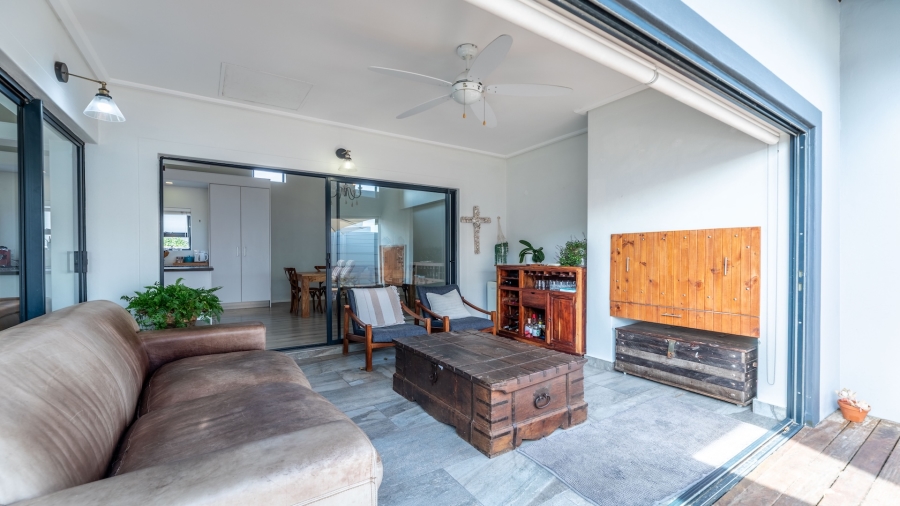 3 Bedroom Property for Sale in Parklands North Western Cape